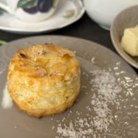 【７月の期間限定スコーン】さっぱりしていてシャープ！Rich!塩バタースコーン