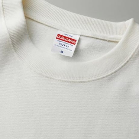ワンポイント刺繍『蝶ネクタイ』 8.8オンス超厚手Tシャツ　※カラーのご指定は、購入後メッセージにて