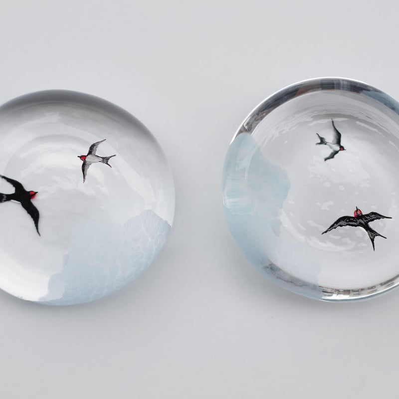 久保裕子 ツバメガラス文鎮 はるか | もりのこと onlineshop