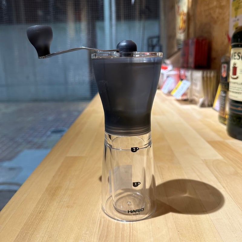 コーヒーミル・セラミックスリム HARIO | Cafe de UN Daniel's