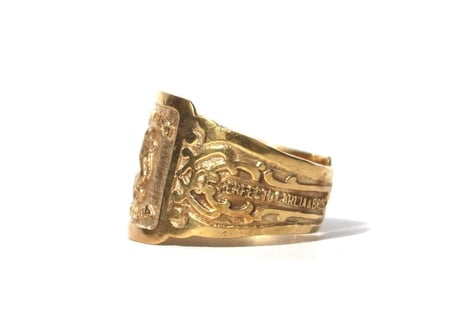"Cigar label" Gold ring / La Amita