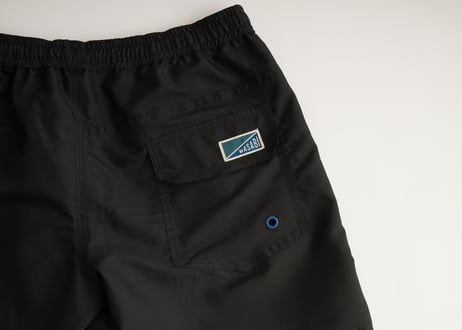 TRUNKS / Black