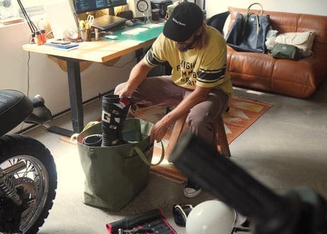 Durable tent tote