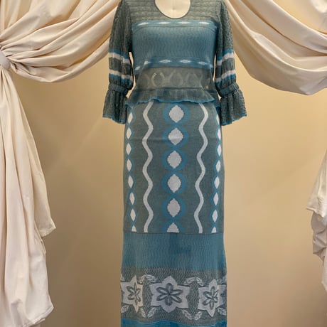 【 ritsu 予約 】Sazanka wave-pattern lamé knitted dress -2026年9月～11月発送予定-