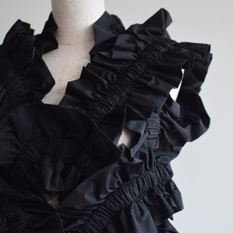 HOUGA 】kiki frill vest (ベスト) | 木宮商店 -蔵前- HOUGA 】kiki frill vest (ベスト) | 木宮商店 -蔵前-