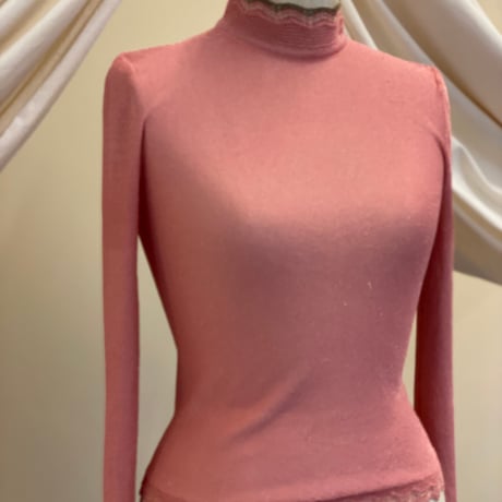 【 ritsu 予約 】Beer bottle button lamé knit turtleneck -2026年9月～11月発送予定-