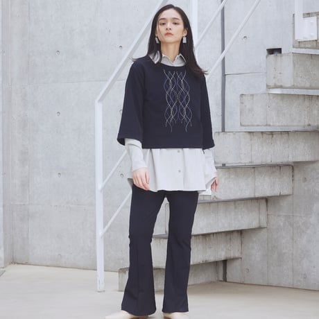 【 Kana Kawasaki 】stretch flared pants (パンツ)