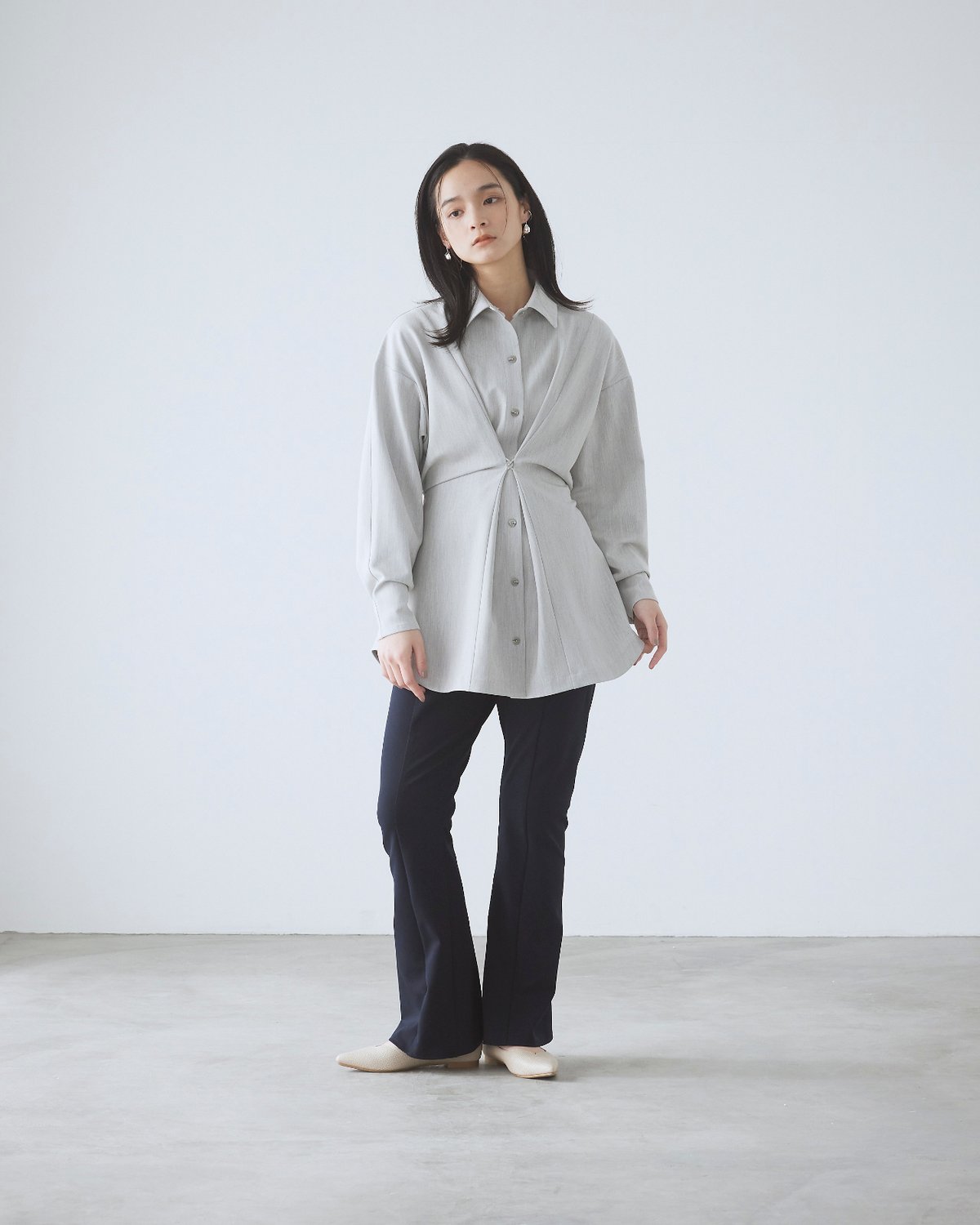 Kana Kawasaki 】stretch flared pants (パンツ) | 木