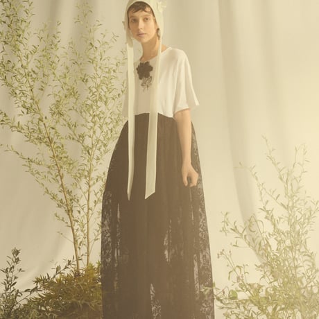 【 overlace 】 flower T-shirt docking dress