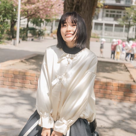 【 overlace 予約 】satin padded jacket -2026年10月発送予定-