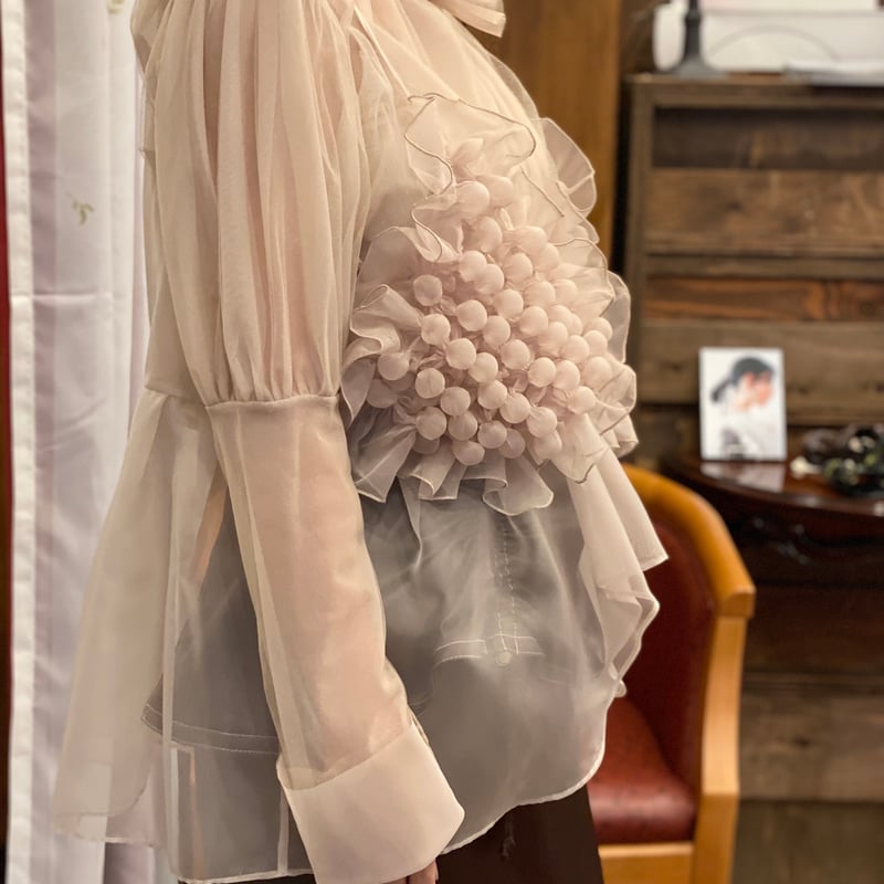 トップス natsumi osawa bubble shape camisole natsumi osawa bubble shape camisole - メルカリ