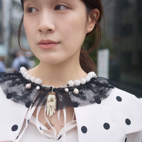 【 natsumi osawa 】 twinkle collar necklace 手 Hand（light blue）