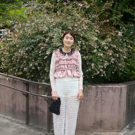 【 natsumi osawa 予約 】 floral lace pleats tops -2026年8月～9月発送予定-