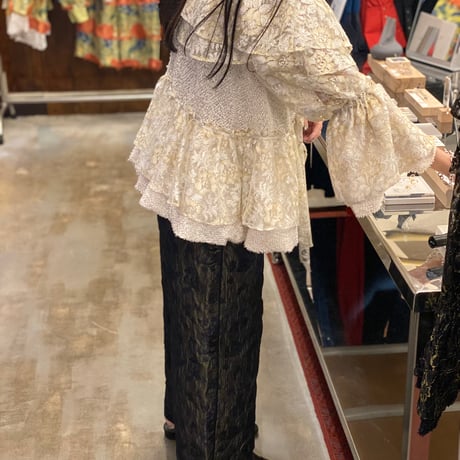 【 kwotias 】 flower garden blouse (ブラウス)