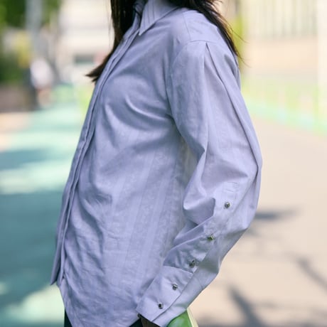 【 jesh 予約】 Metal button pleated blouse / Light gray -2026年9月～11月発送予定-