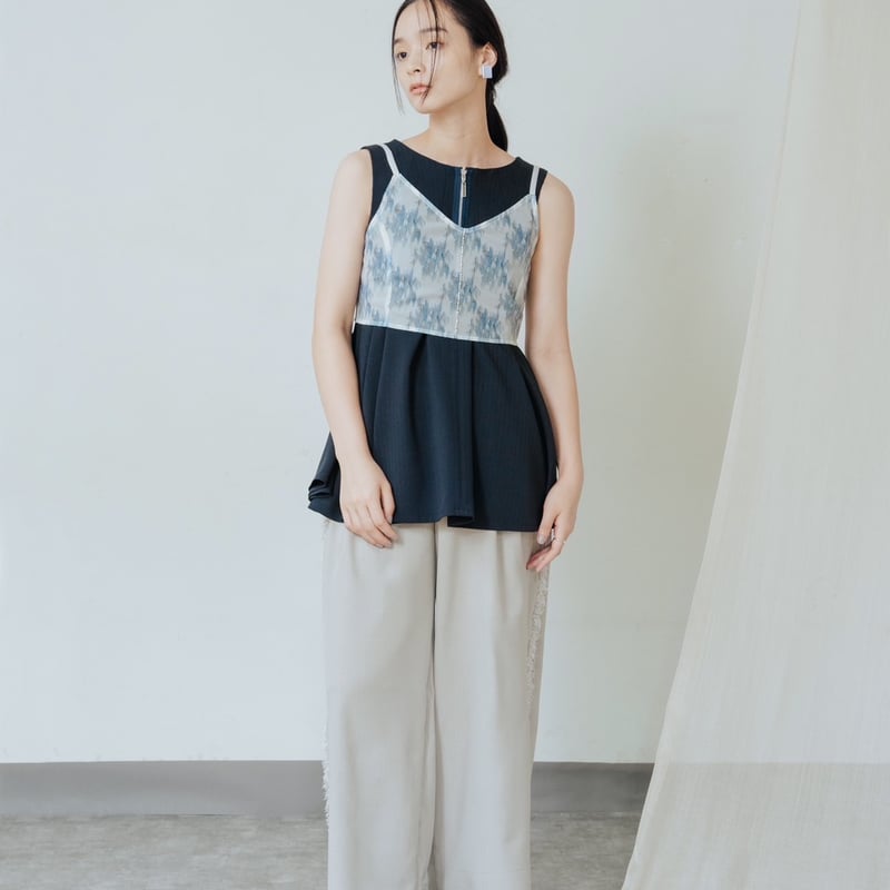 Kana Kawasaki 】 side line tuck pants (パンツ) |