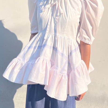 【 overlace 】 curve hem yoke blouse (ブラウス)