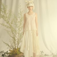 【 overlace 】 ribbon sleeveless blouse