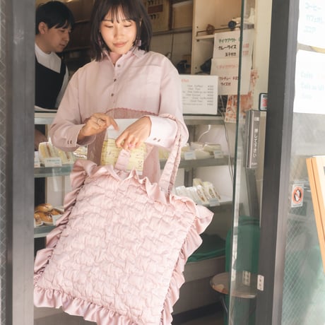 【 ritsu 予約 】Sazanka quilted satin pillow bag -2026年9月～11月発送予定-