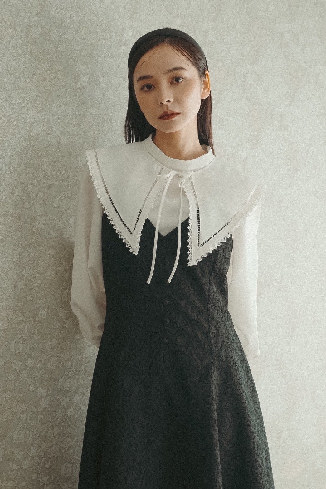 Ruimeme 予約 】falling collar high neck blouse