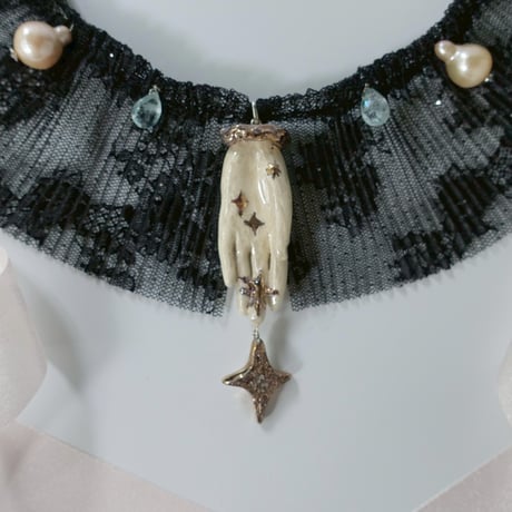【 natsumi osawa 】 twinkle collar necklace 手 Hand（pink）