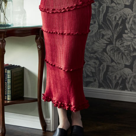 【 kwotias 】 YABANE pleats skirt -Red- (プリーツスカート)