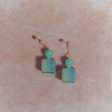 【 ritsu 予約 】Perfume bottle Earrings ( Set )  -2026年9月～11月発送予定-
