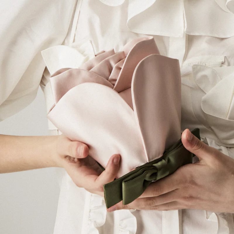 Kanako Tamura 予約 】Satin Rose Bag (バッグ) | 木宮商店