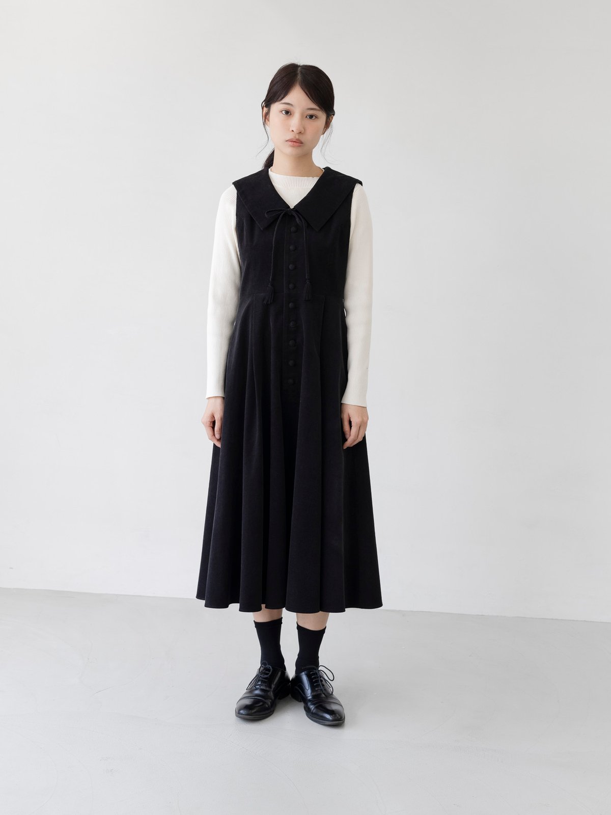 アトリエボス 十字架ワンピース 黒×白 ◇受注商品◇別タイ付き十字架ヴァンパイアドレス：黒白