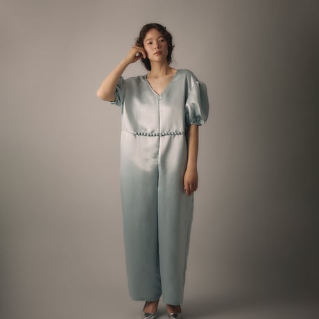 【 natsumi osawa 予約 】 vintage satin pearl jumpsuit -2026年8月～9月発送予定-
