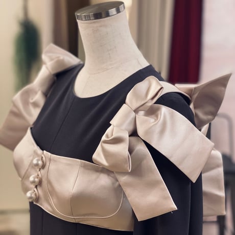 【 Kanako Tamura 】 Satin Ribbon Pearl Bustier