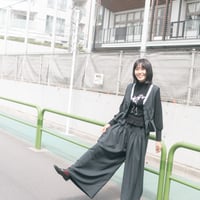 【 overlace 】 pin tuck pants