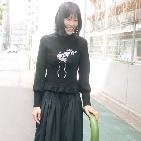 【 overlace 予約 】knit pullover -2026年11月発送予定-