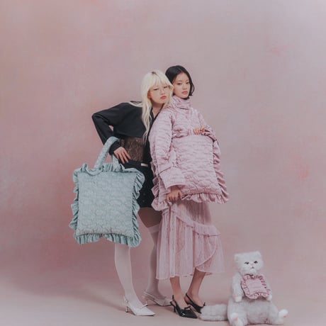 【 ritsu 予約 】Sazanka quilted velour pillow bag -2026年9月～11月発送予定-