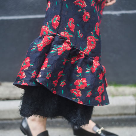 【 kwotias 予約】floating bloom tight skirt (スカート) -2026年9月発送予定-