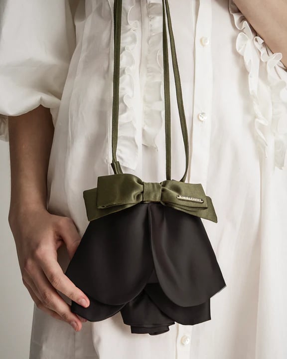 Kanako Tamura 予約 】Satin Rose Bag (バッグ) | 木宮商店