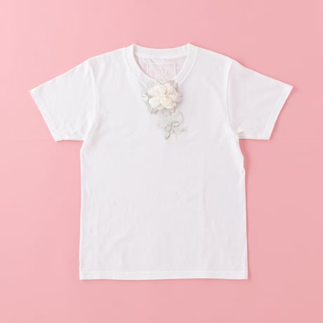【 overlace 】 flower T-shirt