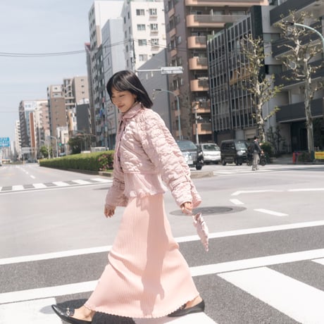 【 ritsu 予約 】Sazanka cropped quilted satin jacket -2026年9月～11月発送予定-