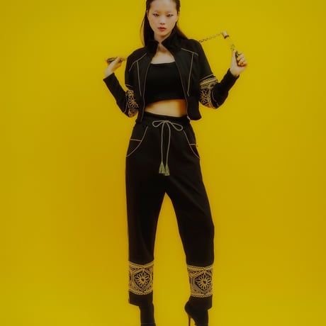 【 ritsu 予約 】KIKU cropped tracksuit -2026年9月～11月発送予定-