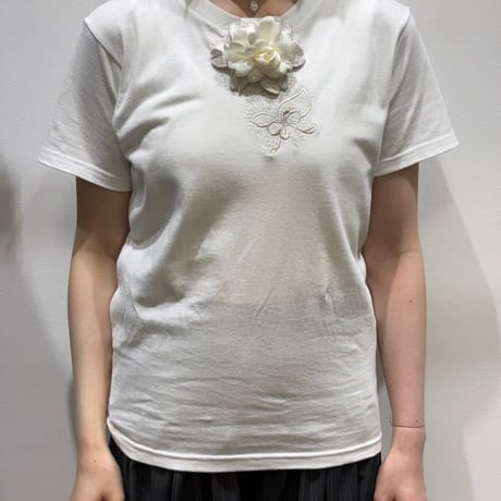 【 overlace 】 flower T-shirt