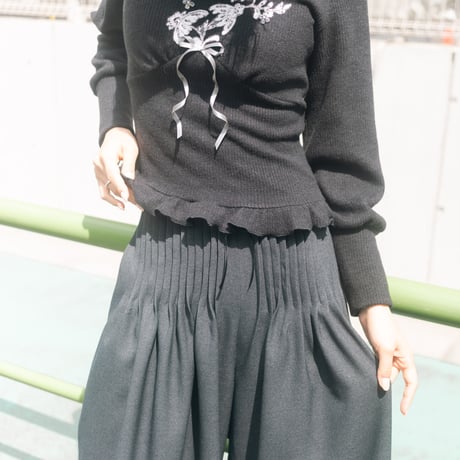 【 overlace 予約 】pin tuck pants -2026年10月発送予定-