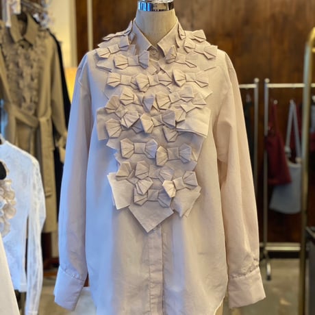 【 CHIHARUEGAMI 予約 】 RIBBON SHIRT -2027年3月発送予定-