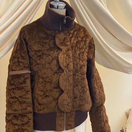 【 ritsu 予約 】Sazanka quilted velour bomber jacket -2026年9月～11月発送予定-