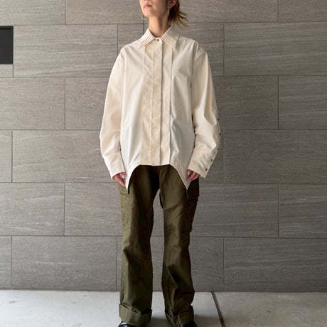 【 jesh 予約】 Metal button pleated blouse / Ecru -2026年9月～11月発送予定-