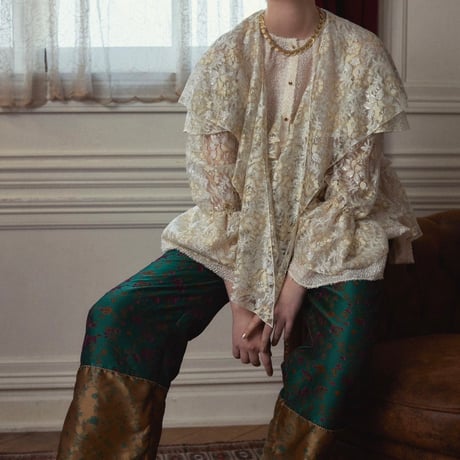 【 kwotias 】 flower garden blouse (ブラウス)