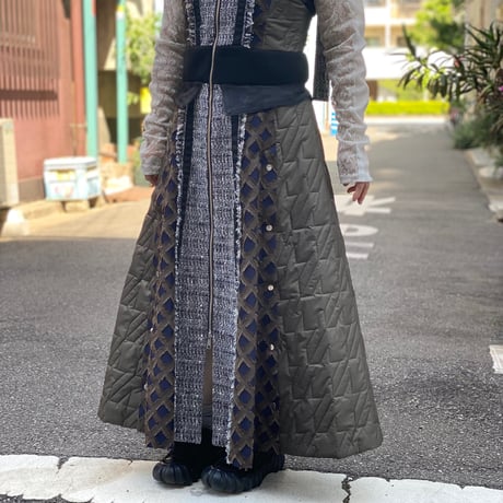 【 NATSUMI OKUMURA 予約 】 ドットスリット Tops -2026年9月発送予定-