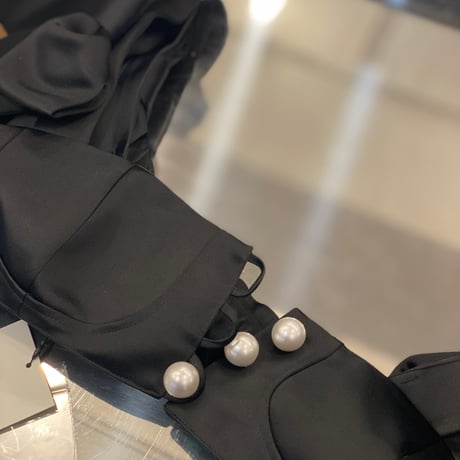 【 Kanako Tamura 】 Satin Ribbon Pearl Bustier