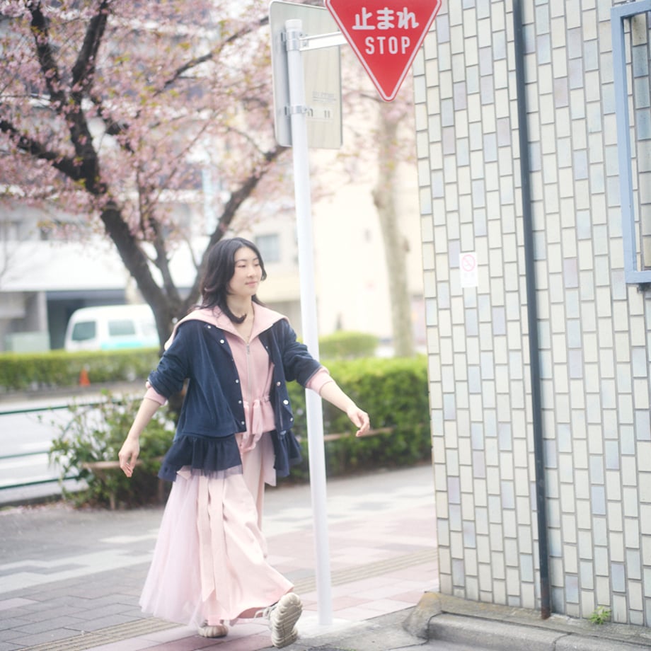 69c60422eb496f165f5c9828