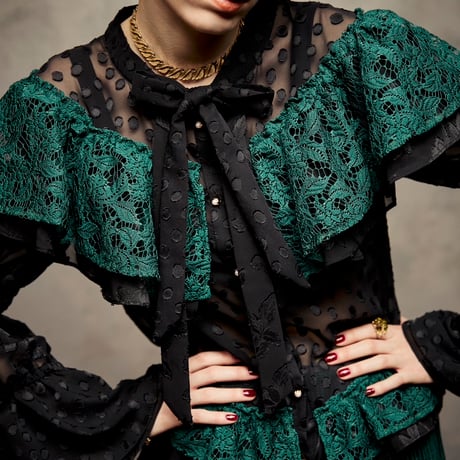 【 kwotias 予約】velled bloom blouse (ブラウス) -2026年8月発送予定-