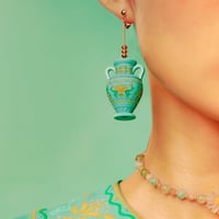 【 ritsu 】 フラワーベースイヤリング (ペア売りではありません)